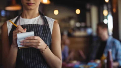 Derecho de admisión en España: límites legales y aplicación correcta