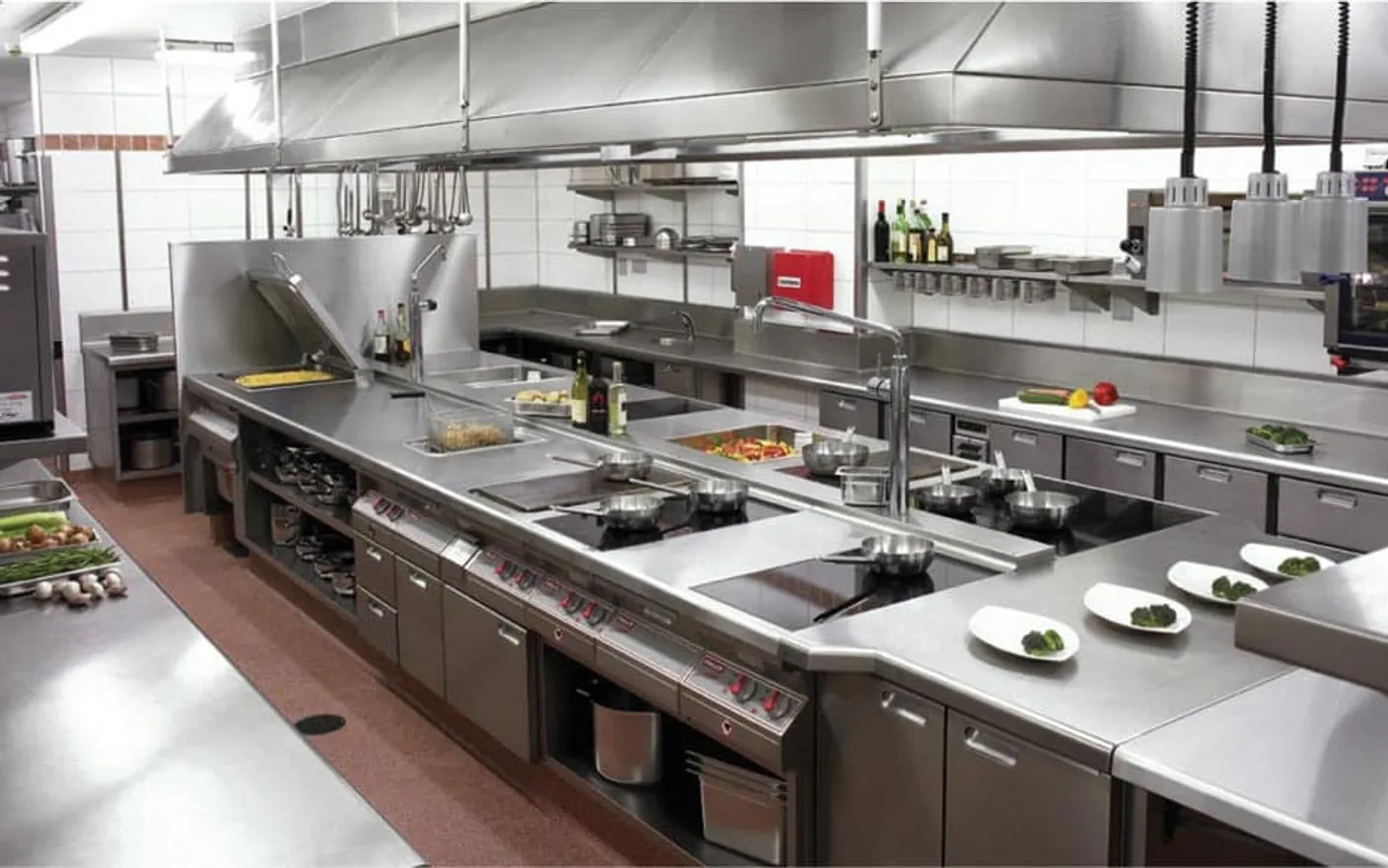 Cómo distribuir una cocina de restaurante: Consejos