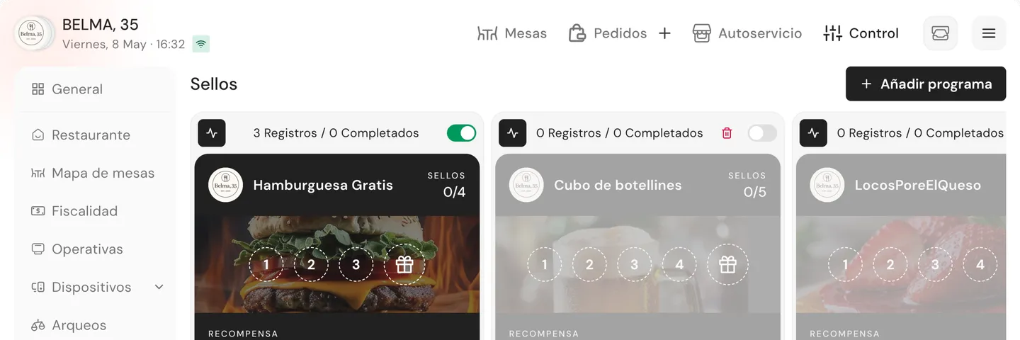 Tarjeta de sellos digital de Qamarero con progreso y recompensa