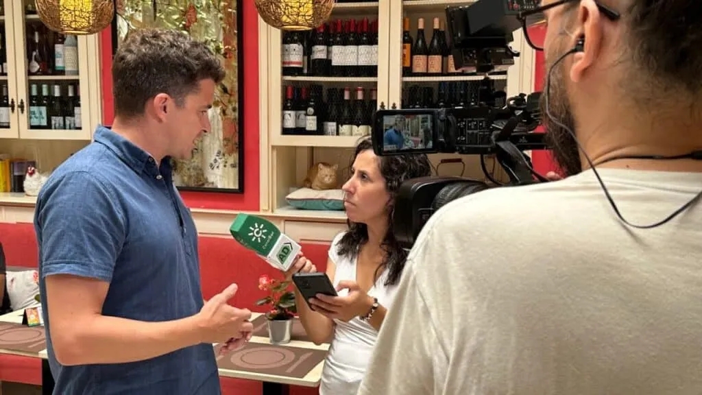 Qamarero su Andalucía Directo
