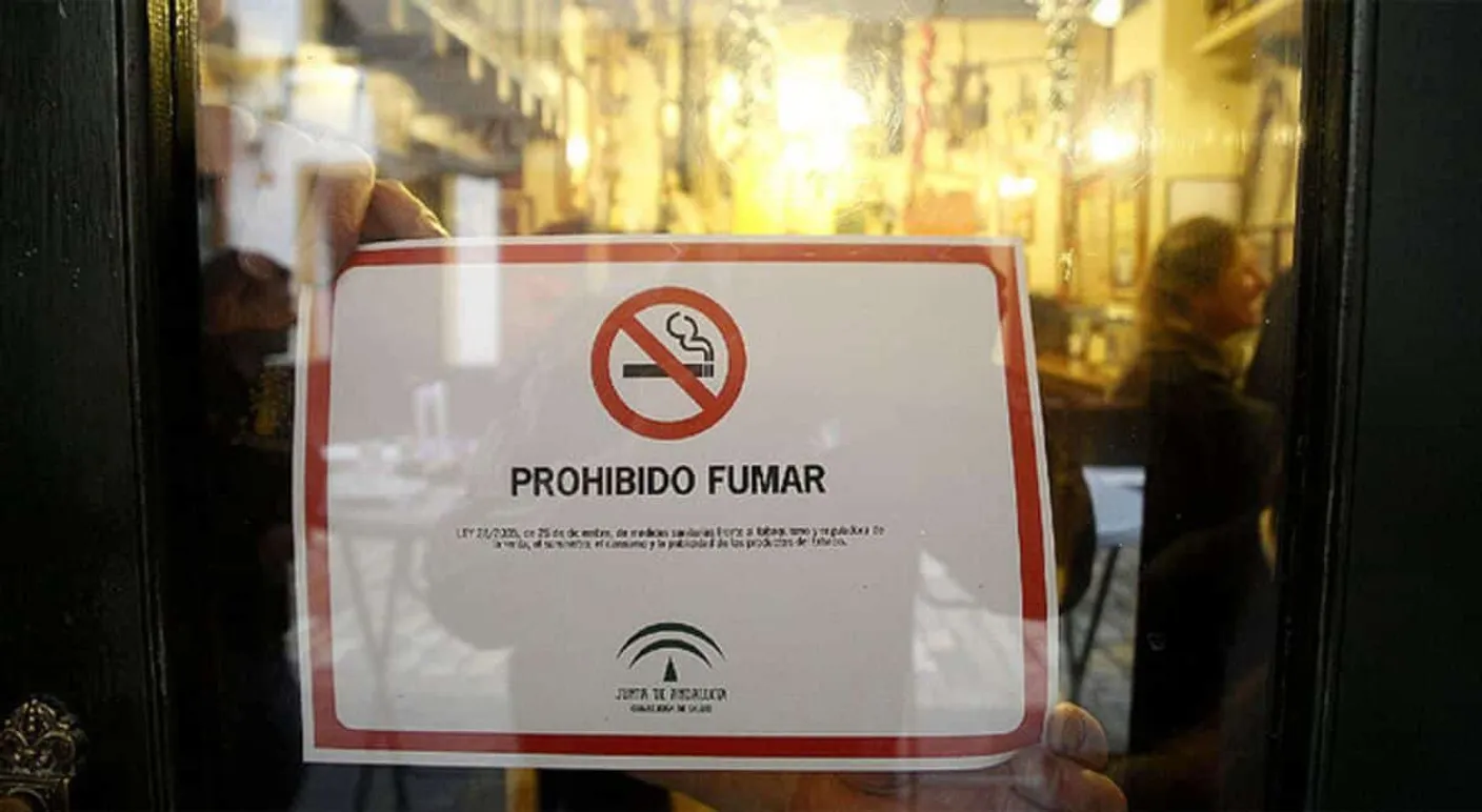 Nueva Ley Antitabaco de Terrazas en bares 2025